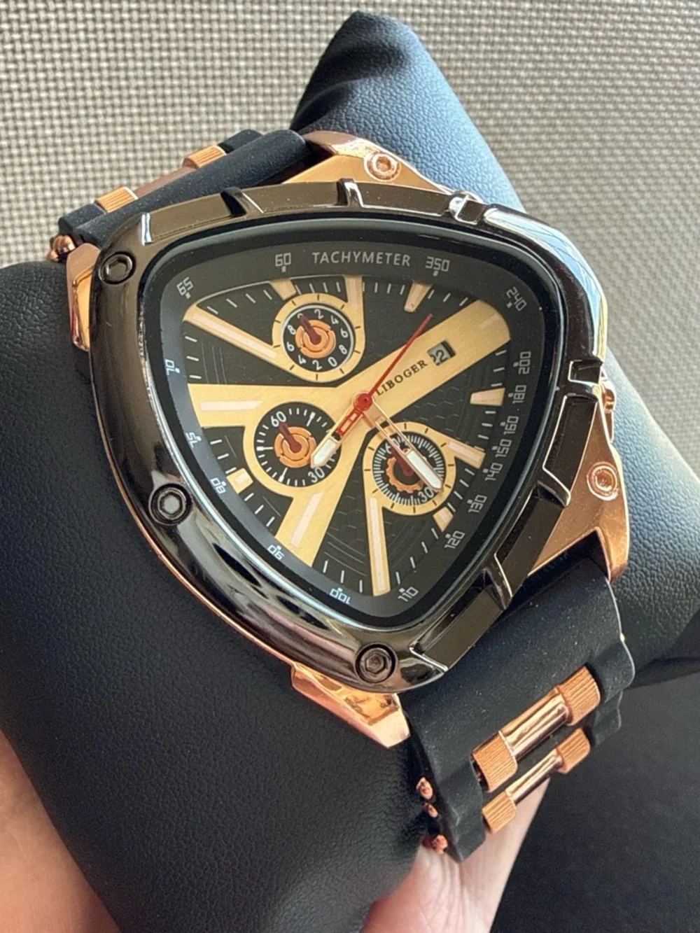 Stylish Luxury Mens Watch🔥🔥🔥🔥